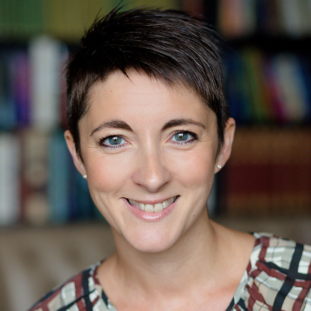 Dr Sophie Nichols headshot